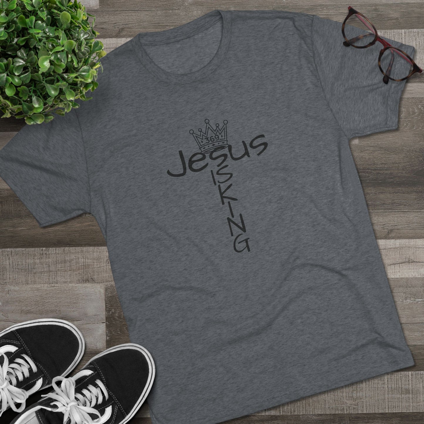 369Fab* Jesus is King , FREEDOM, Uni. Tri blend T-Shirt